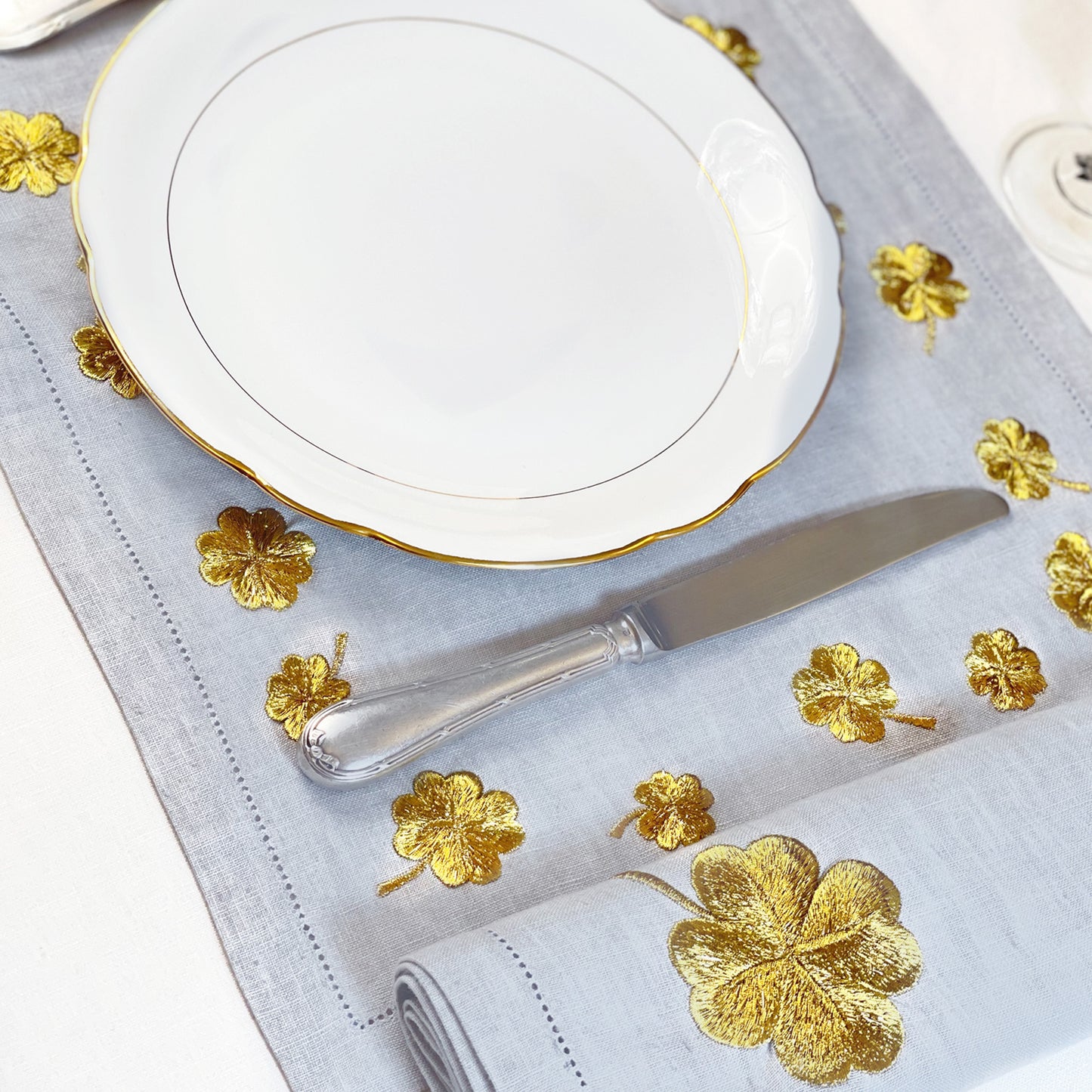 
                  
                    Golden Clover Placemat - Pearl
                  
                